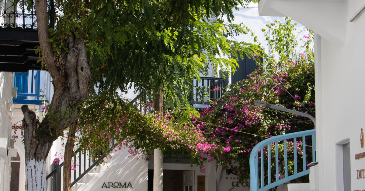 Greece: CSR supporting heritage recovery and the social economy on islands